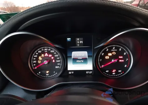 2017 Mercedes-Benz C 300 Sport 4Matic из США, поврежденный, VIN WDDWF4KB3HR243314